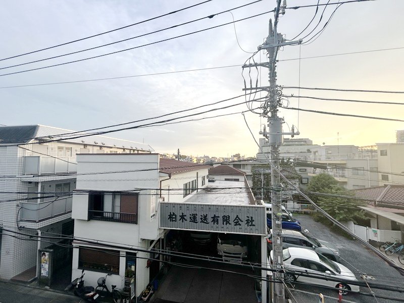 お部屋探しは株式会社 タウンハウジング までお気軽にお問合せ下さい。
クレジットカード決済・首都圏を中心直営143店舗 仲介件数全国2位の豊富な実績!諸費用・審査等・何でもご相談下さい。