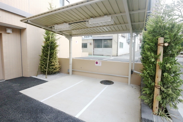 部屋探しは株式会社 タウンハウジング までお気軽にお問合せ下さい。
クレジットカード決済・首都圏を中心直営143店舗 仲介件数全国2位の豊富な実績!諸費用・審査等・何でもご相談下さい。