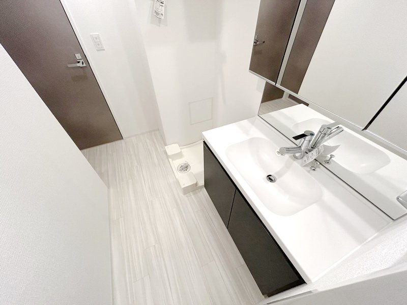 お部屋探しは株式会社 タウンハウジング までお気軽にお問合せ下さい。
クレジットカード決済・首都圏を中心直営143店舗 仲介件数全国2位の豊富な実績!諸費用・審査等・何でもご相談下さい。