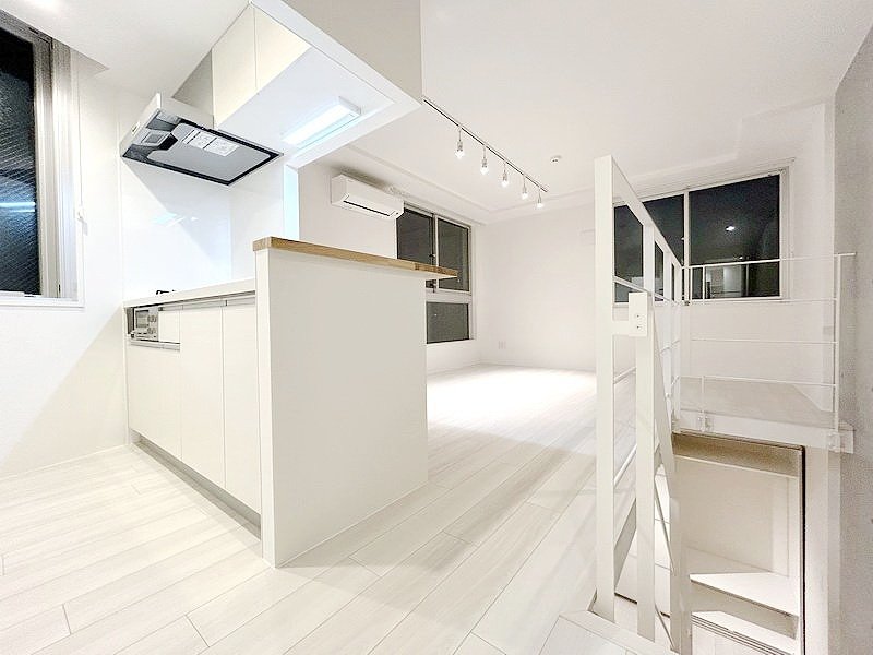 お部屋探しは株式会社 タウンハウジング までお気軽にお問合せ下さい。
クレジットカード決済・首都圏を中心直営143店舗 仲介件数全国2位の豊富な実績!諸費用・審査等・何でもご相談下さい。