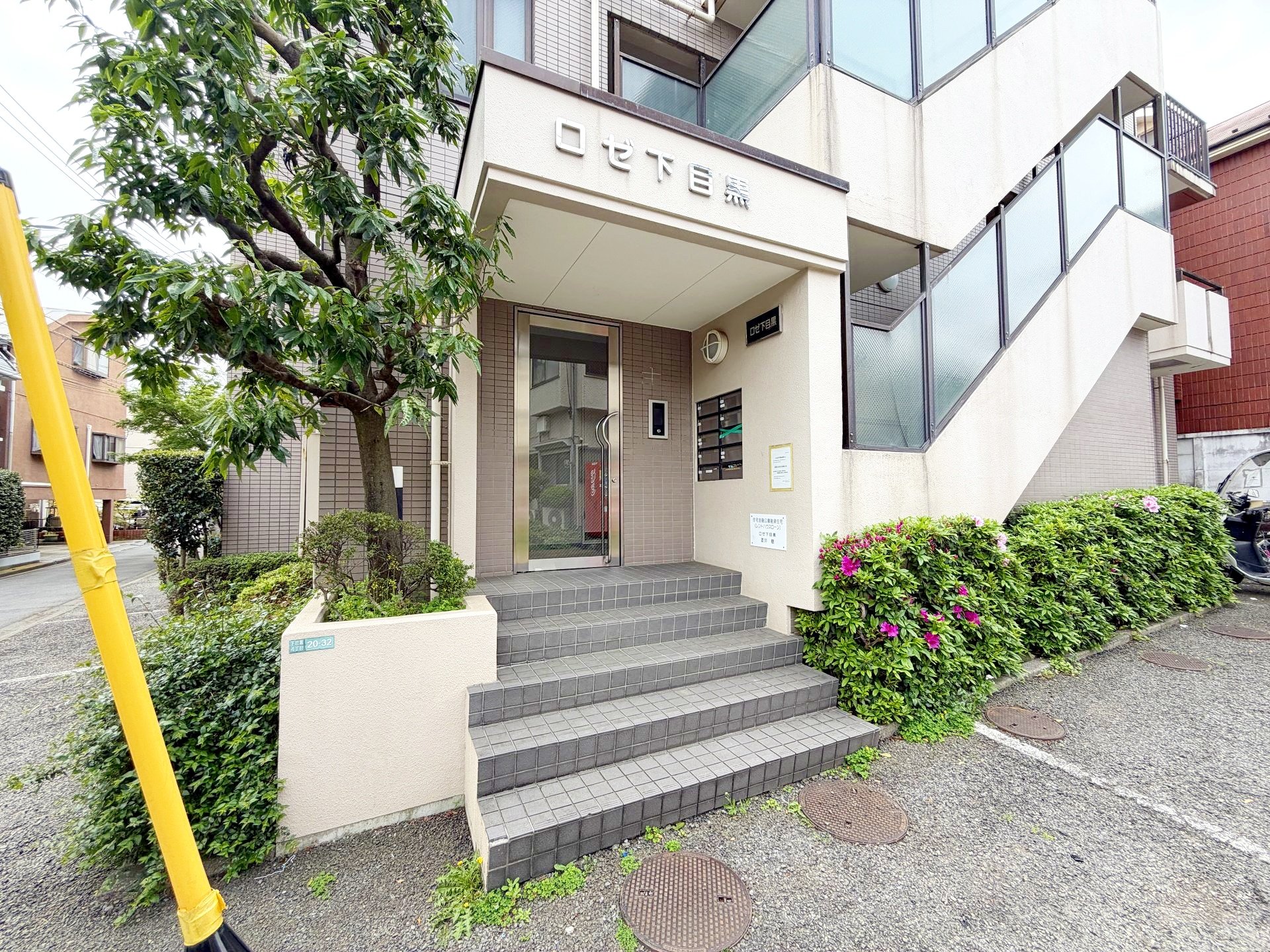 部屋探しは株式会社 タウンハウジング までお気軽にお問合せ下さい。
クレジットカード決済・首都圏を中心直営143店舗 仲介件数全国2位の豊富な実績!諸費用・審査等・何でもご相談下さい。