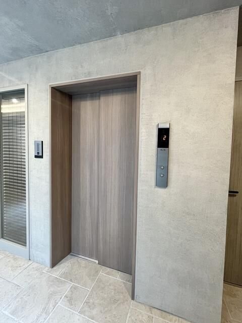 部屋探しは株式会社 タウンハウジング までお気軽にお問合せ下さい。
クレジットカード決済・首都圏を中心直営143店舗 仲介件数全国2位の豊富な実績!諸費用・審査等・何でもご相談下さい。