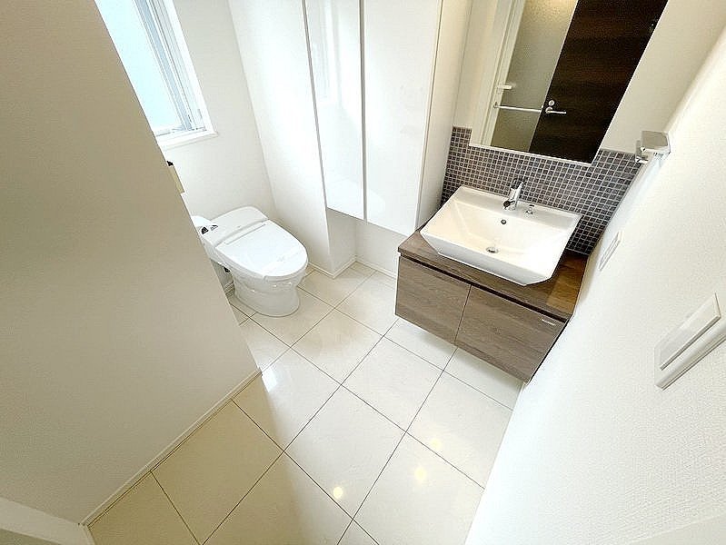 お部屋探しは株式会社 タウンハウジング までお気軽にお問合せ下さい。
クレジットカード決済・首都圏を中心直営143店舗 仲介件数全国2位の豊富な実績!諸費用・審査等・何でもご相談下さい。