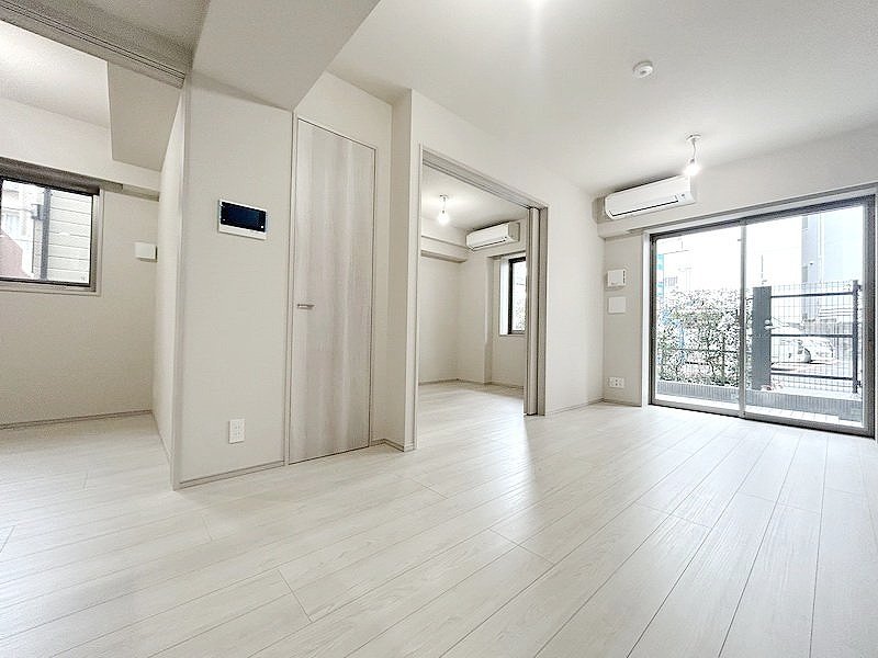 お部屋探しは株式会社 タウンハウジング までお気軽にお問合せ下さい。
クレジットカード決済・首都圏を中心直営143店舗 仲介件数全国2位の豊富な実績!諸費用・審査等・何でもご相談下さい。