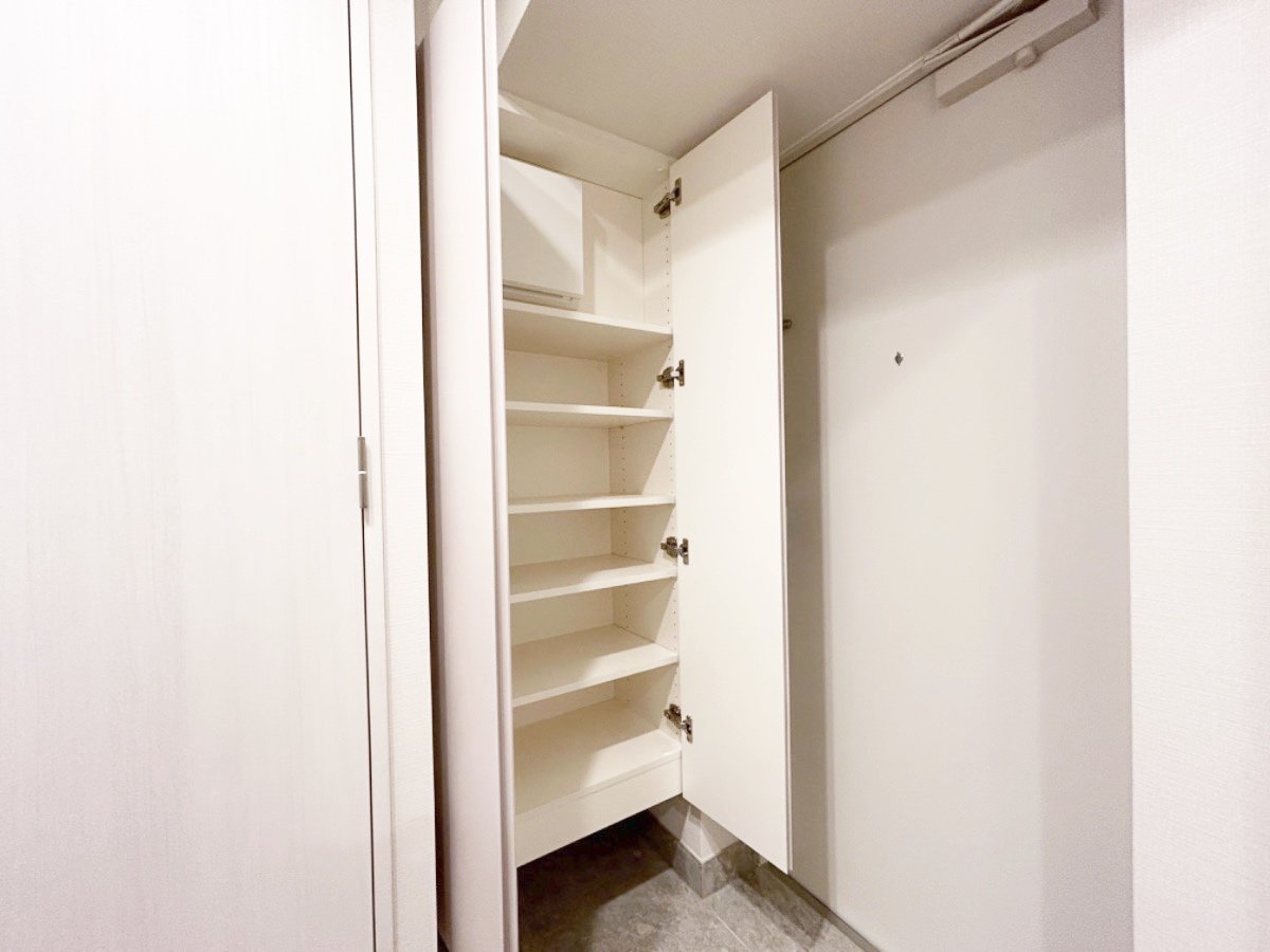 お部屋探しは株式会社 タウンハウジング までお気軽にお問合せ下さい。
クレジットカード決済・首都圏を中心直営143店舗 仲介件数全国2位の豊富な実績!諸費用・審査等・何でもご相談下さい。