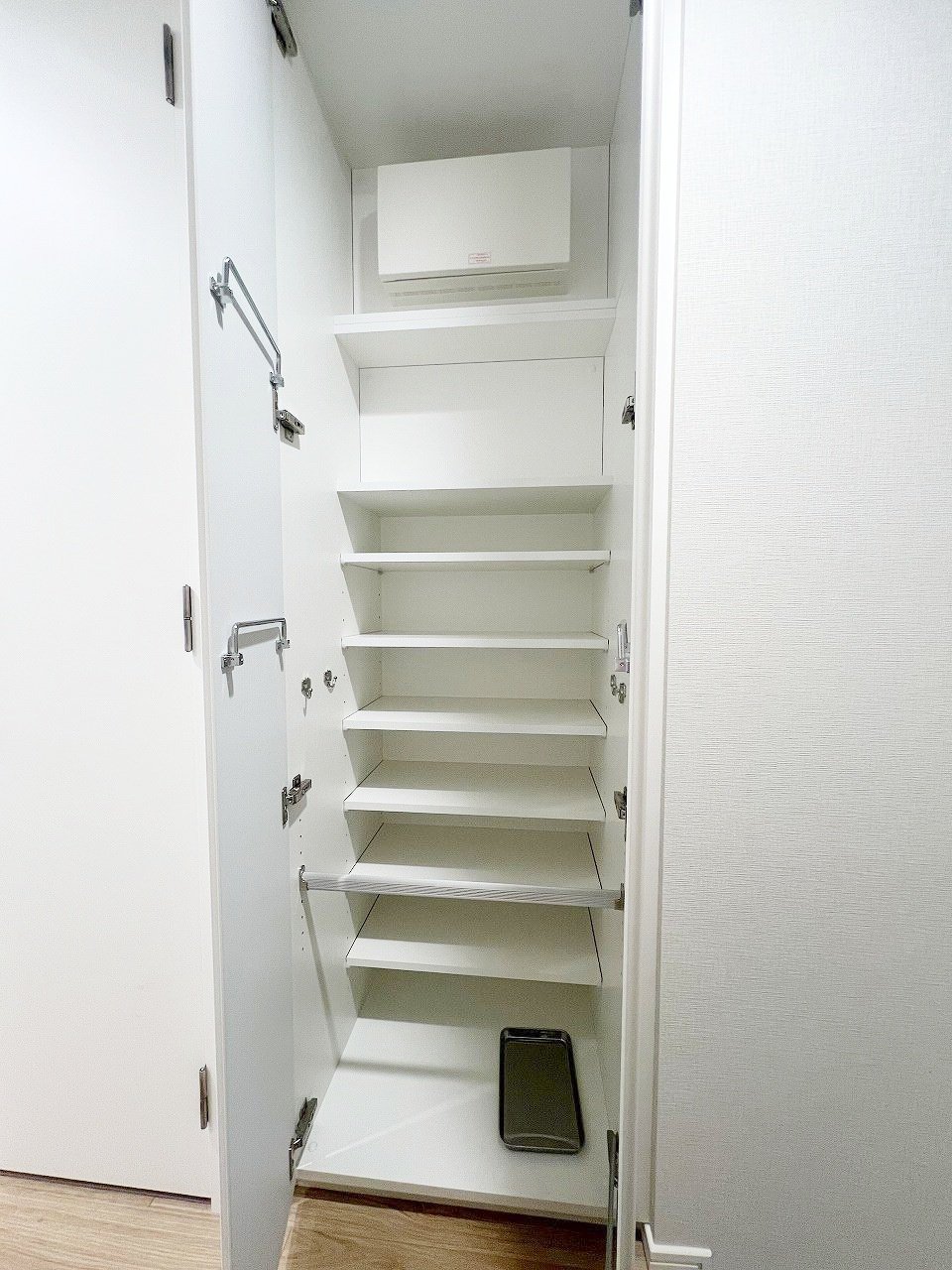 お部屋探しは株式会社 タウンハウジング までお気軽にお問合せ下さい。
クレジットカード決済・首都圏を中心直営143店舗 仲介件数全国2位の豊富な実績!諸費用・審査等・何でもご相談下さい。