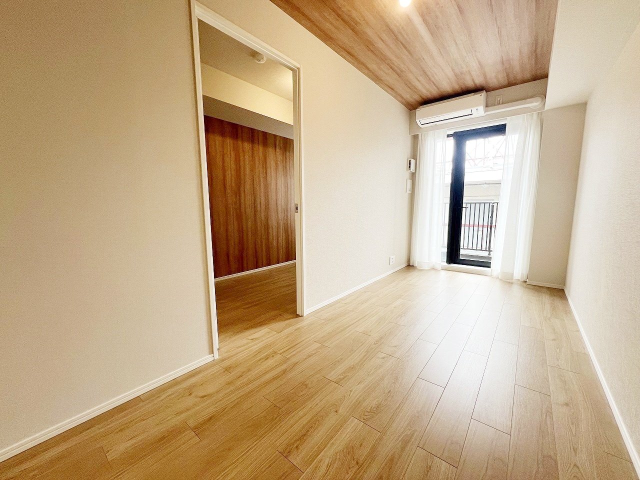 お部屋探しは株式会社 タウンハウジング までお気軽にお問合せ下さい。
クレジットカード決済・首都圏を中心直営143店舗 仲介件数全国2位の豊富な実績!諸費用・審査等・何でもご相談下さい。