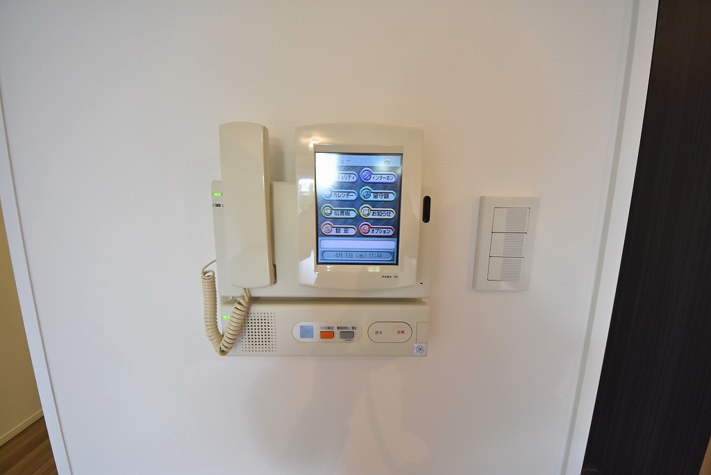 部屋探しは株式会社 タウンハウジング までお気軽にお問合せ下さい。
クレジットカード決済・首都圏を中心直営143店舗 仲介件数全国2位の豊富な実績!諸費用・審査等・何でもご相談下さい。