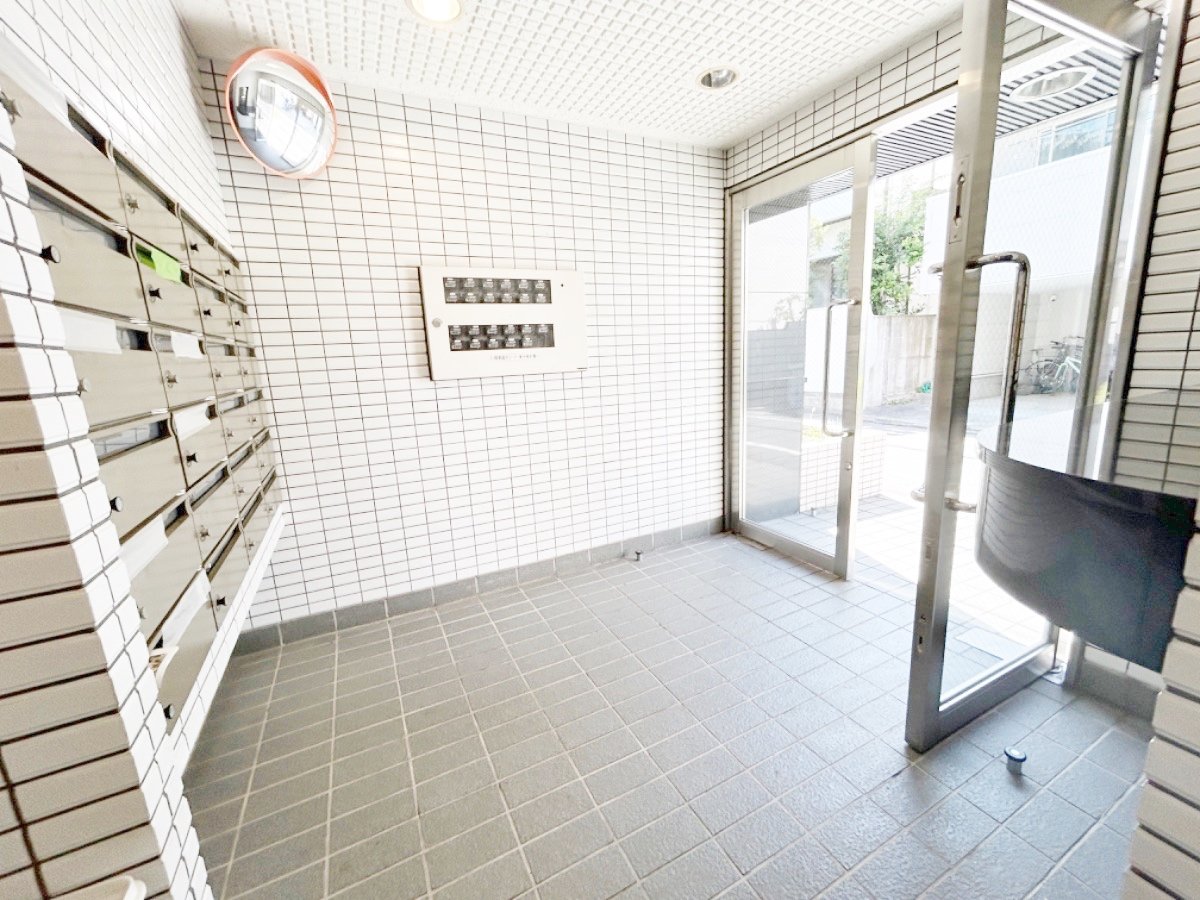 部屋探しは株式会社 タウンハウジング までお気軽にお問合せ下さい。
クレジットカード決済・首都圏を中心直営143店舗 仲介件数全国2位の豊富な実績!諸費用・審査等・何でもご相談下さい。