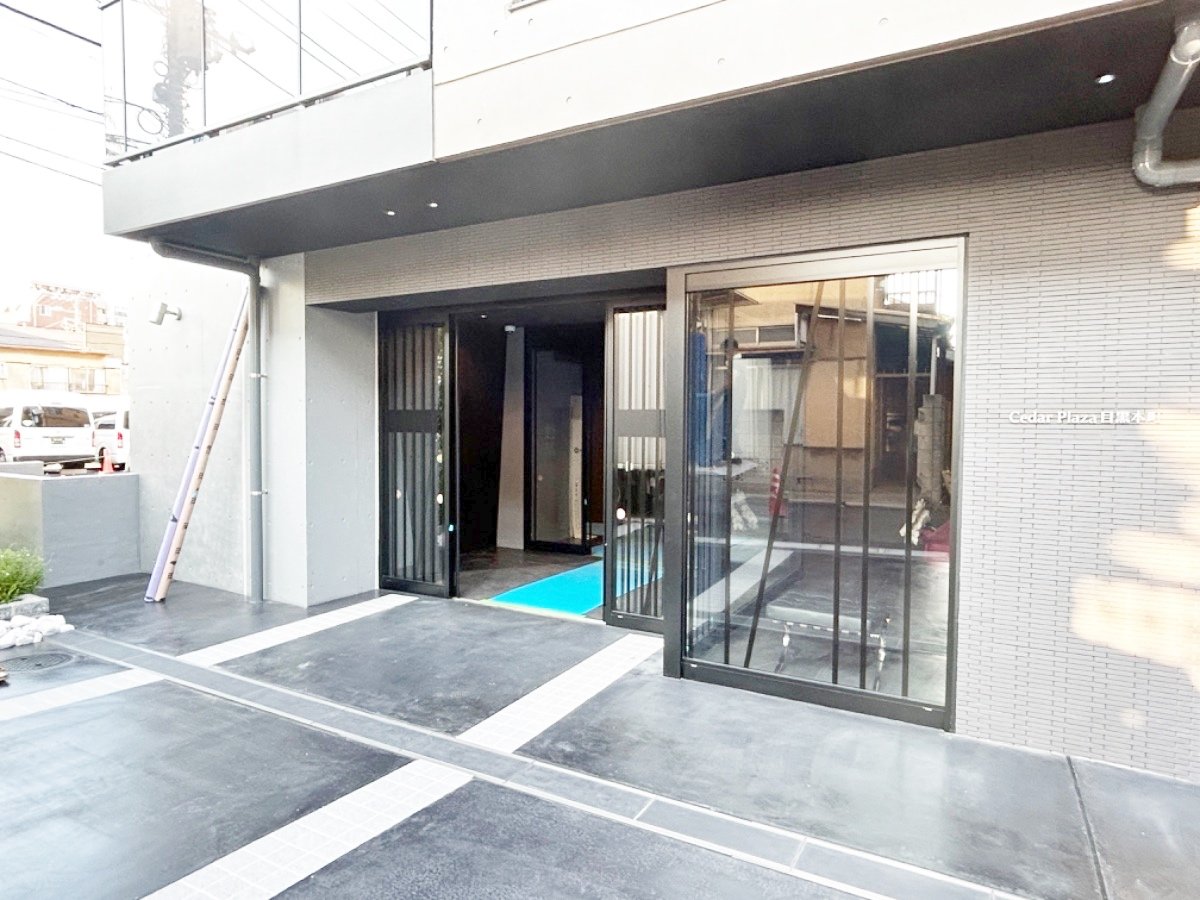 部屋探しは株式会社 タウンハウジング までお気軽にお問合せ下さい。
クレジットカード決済・首都圏を中心直営143店舗 仲介件数全国2位の豊富な実績!諸費用・審査等・何でもご相談下さい。