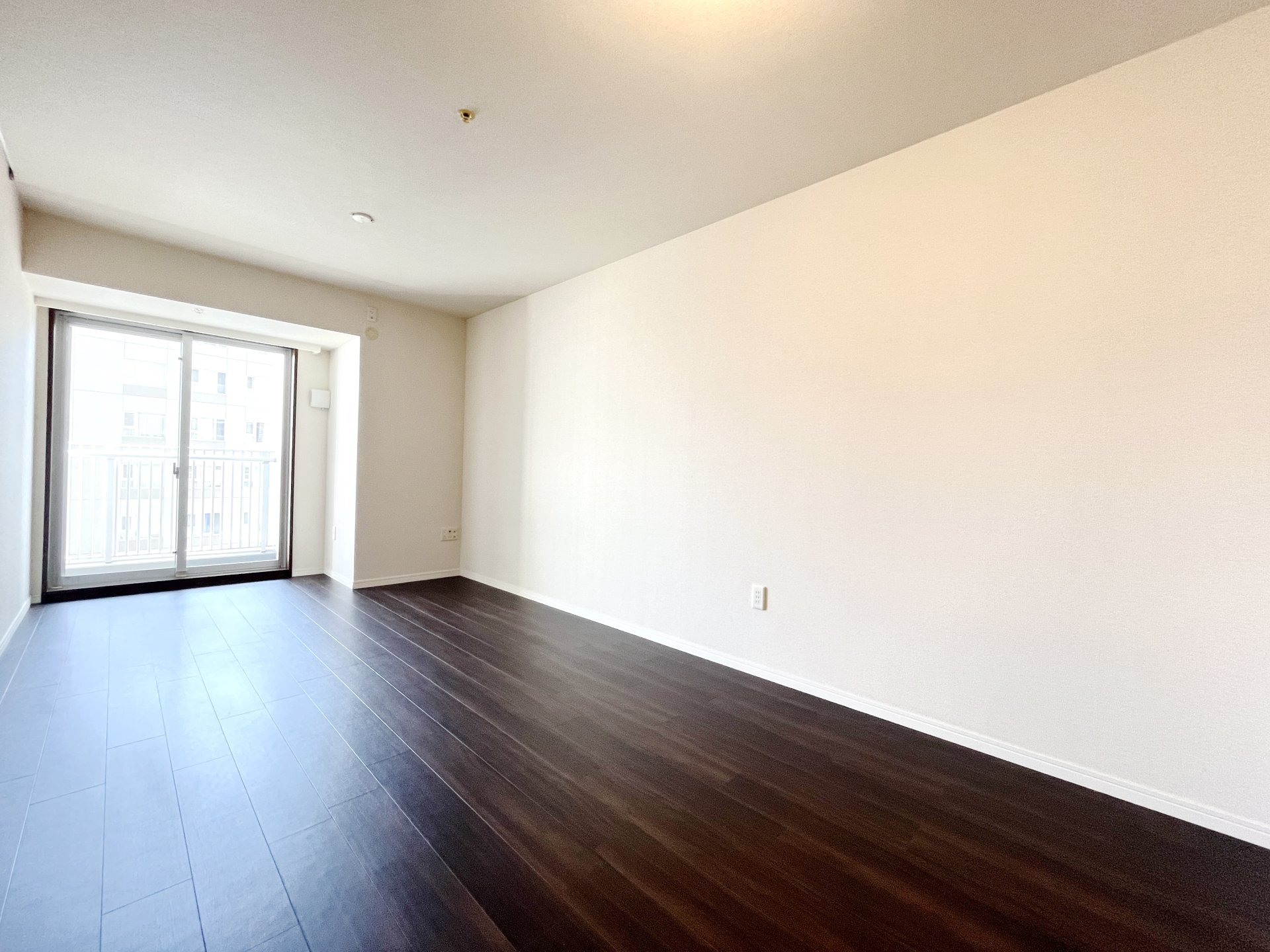 お問合せは(株)タウンハウジングレジデンス事業部【03-5563-9055】までお気軽にお問合せ下さい。