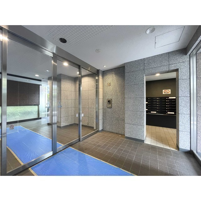 部屋探しは株式会社 タウンハウジング までお気軽にお問合せ下さい。
クレジットカード決済・首都圏を中心直営143店舗 仲介件数全国2位の豊富な実績!諸費用・審査等・何でもご相談下さい。