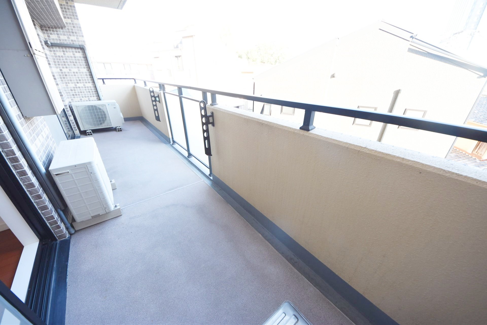 お問合せは(株)タウンハウジングレジデンス事業部【03-5563-9055】までお気軽にお問合せ下さい。