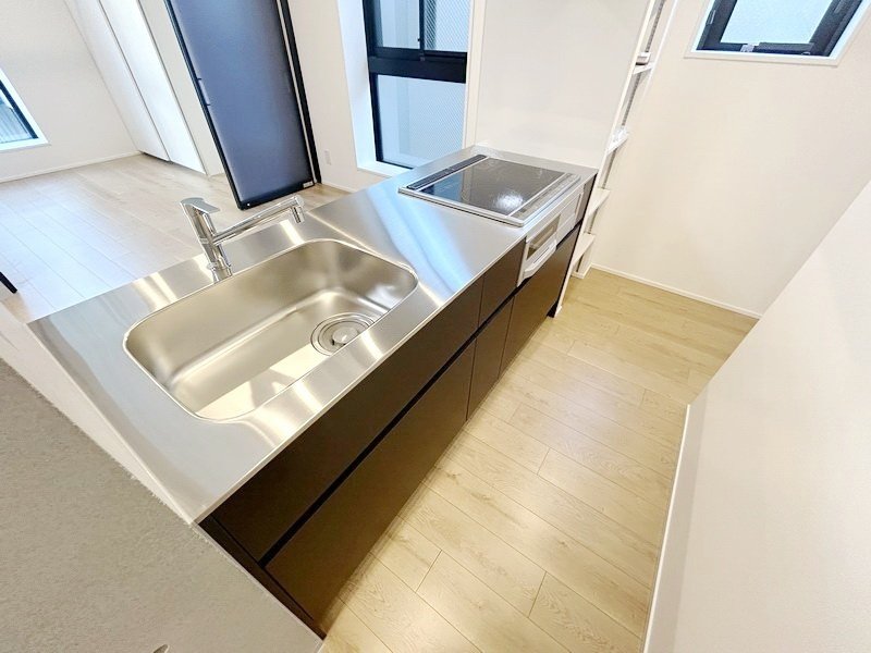 お部屋探しは株式会社 タウンハウジング までお気軽にお問合せ下さい。
クレジットカード決済・首都圏を中心直営143店舗 仲介件数全国2位の豊富な実績!諸費用・審査等・何でもご相談下さい。