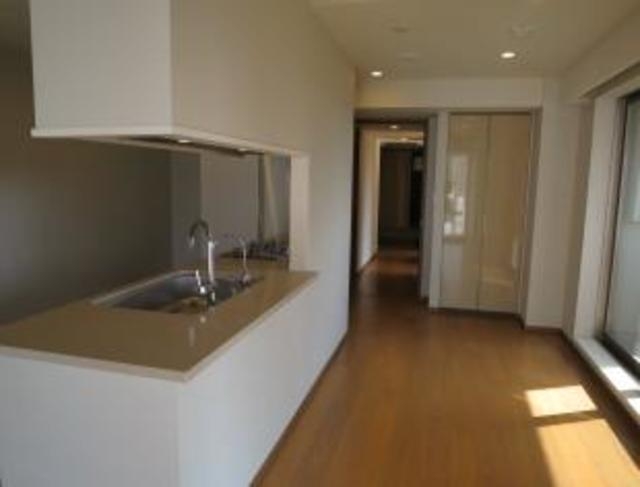 お問合せは(株)タウンハウジングレジデンス事業部【03-5563-9055】までお気軽にお問合せ下さい。