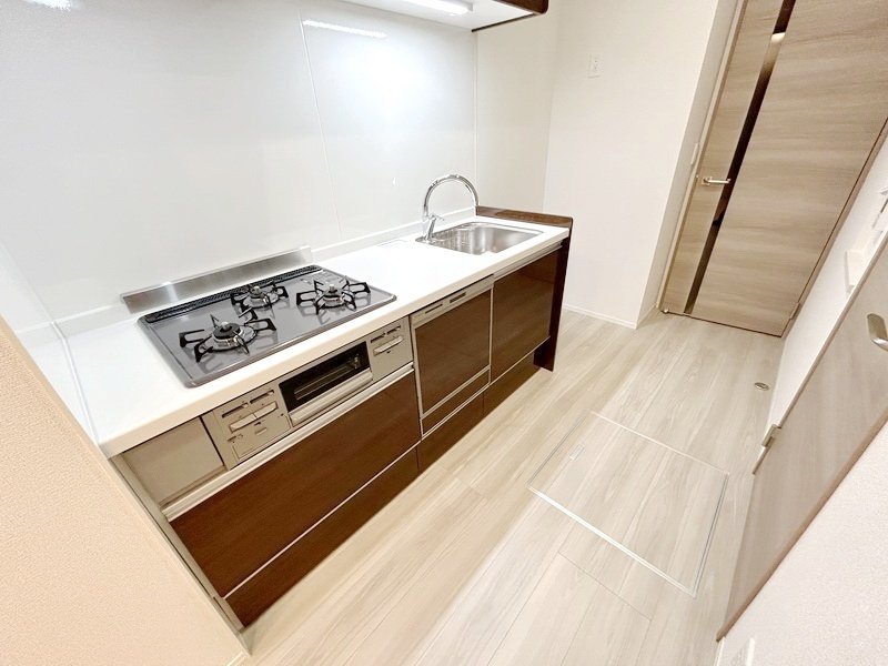 部屋探しは株式会社 タウンハウジング までお気軽にお問合せ下さい。
クレジットカード決済・首都圏を中心直営143店舗 仲介件数全国2位の豊富な実績!諸費用・審査等・何でもご相談下さい。