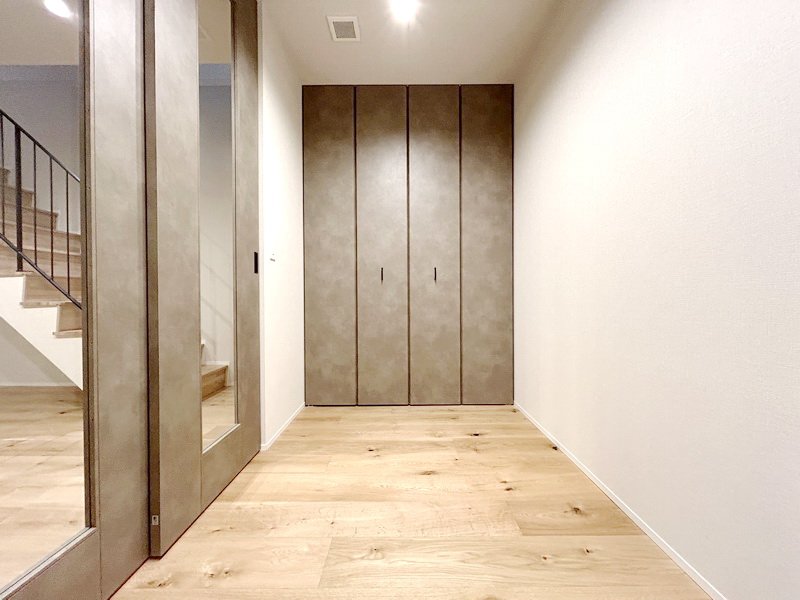 お部屋探しは株式会社 タウンハウジング までお気軽にお問合せ下さい。
クレジットカード決済・首都圏を中心直営143店舗 仲介件数全国2位の豊富な実績!諸費用・審査等・何でもご相談下さい。