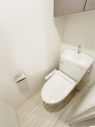 お部屋探しは株式会社 タウンハウジング までお気軽にお問合せ下さい。
クレジットカード決済・首都圏を中心直営143店舗 仲介件数全国2位の豊富な実績!諸費用・審査等・何でもご相談下さい。