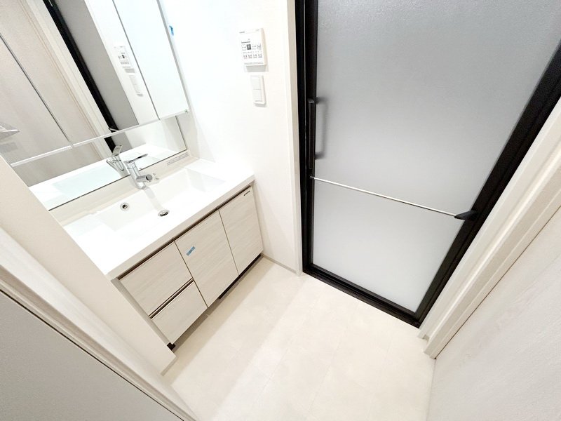 お部屋探しは株式会社 タウンハウジング までお気軽にお問合せ下さい。
クレジットカード決済・首都圏を中心直営143店舗 仲介件数全国2位の豊富な実績!諸費用・審査等・何でもご相談下さい。