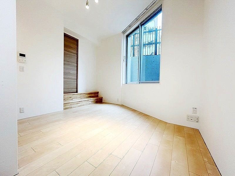 お部屋探しは株式会社 タウンハウジング までお気軽にお問合せ下さい。
クレジットカード決済・首都圏を中心直営143店舗 仲介件数全国2位の豊富な実績!諸費用・審査等・何でもご相談下さい。