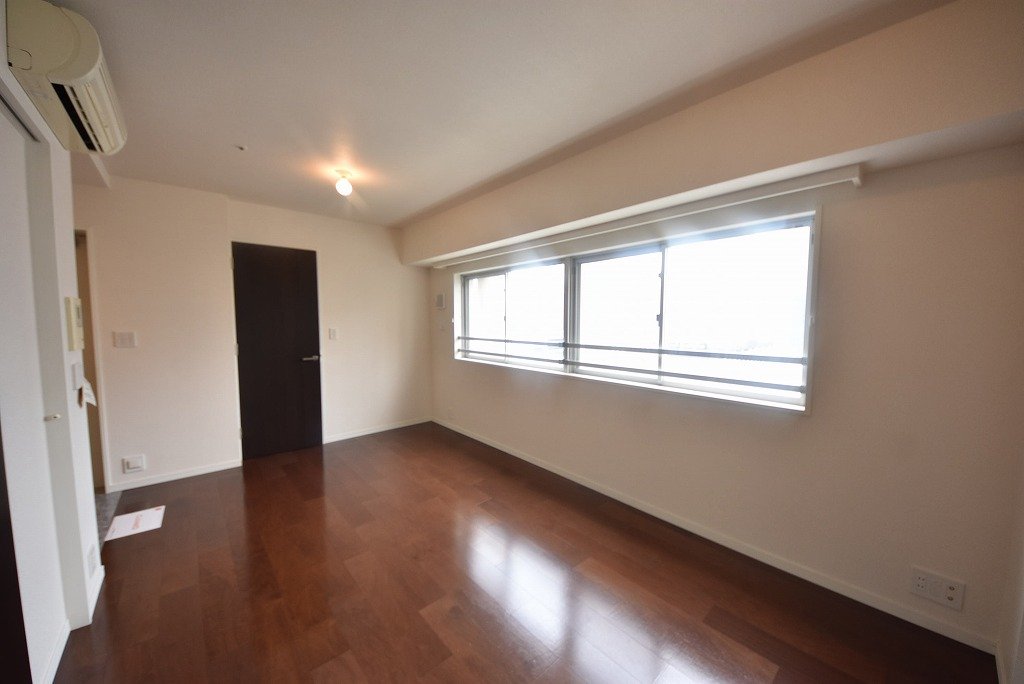 お部屋探しは株式会社 タウンハウジング までお気軽にお問合せ下さい。
クレジットカード決済・首都圏を中心直営143店舗 仲介件数全国2位の豊富な実績!諸費用・審査等・何でもご相談下さい。