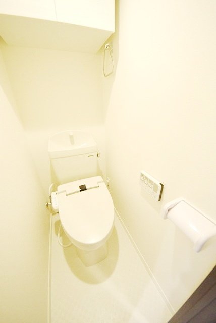 お部屋探しは株式会社 タウンハウジング までお気軽にお問合せ下さい。
クレジットカード決済・首都圏を中心直営143店舗 仲介件数全国2位の豊富な実績!諸費用・審査等・何でもご相談下さい。