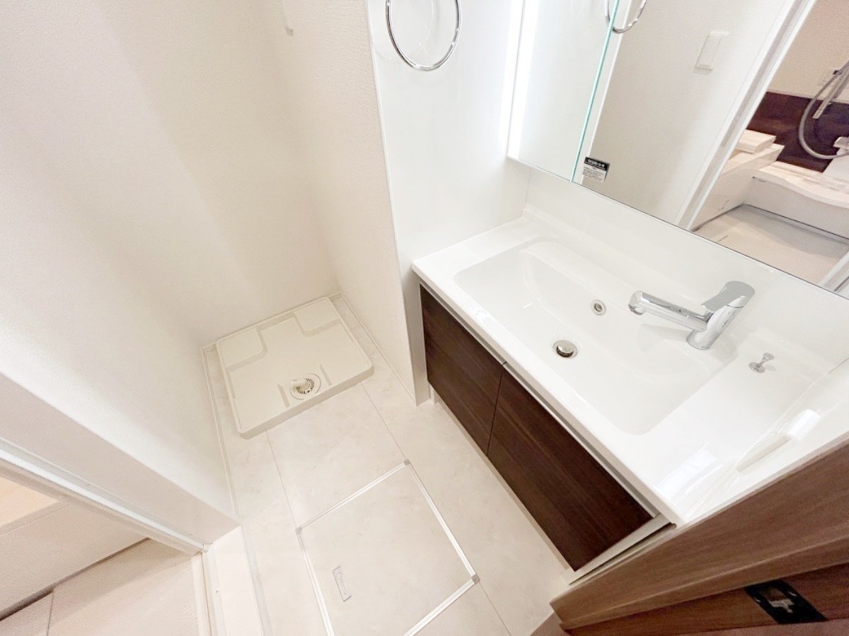 お部屋探しは株式会社 タウンハウジング までお気軽にお問合せ下さい。
クレジットカード決済・首都圏を中心直営143店舗 仲介件数全国2位の豊富な実績!諸費用・審査等・何でもご相談下さい。