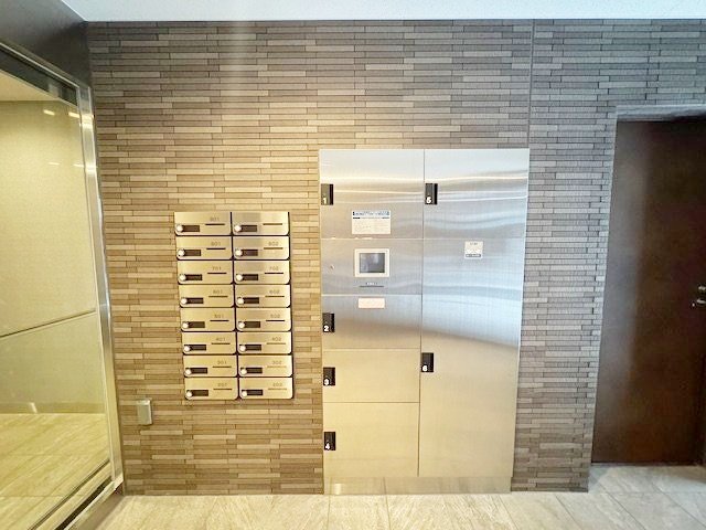 部屋探しは株式会社 タウンハウジング までお気軽にお問合せ下さい。
クレジットカード決済・首都圏を中心直営143店舗 仲介件数全国2位の豊富な実績!諸費用・審査等・何でもご相談下さい。