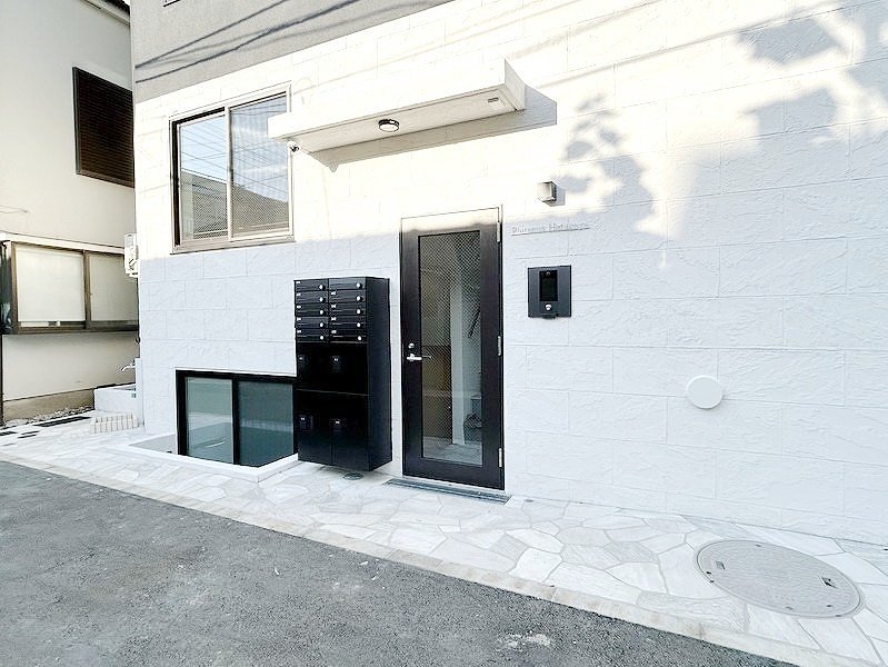 お部屋探しは株式会社 タウンハウジング までお気軽にお問合せ下さい。
クレジットカード決済・首都圏を中心直営143店舗 仲介件数全国2位の豊富な実績!諸費用・審査等・何でもご相談下さい。