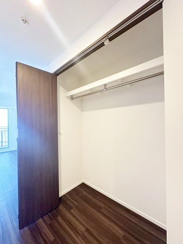 お部屋探しは株式会社 タウンハウジング までお気軽にお問合せ下さい。
クレジットカード決済・首都圏を中心直営143店舗 仲介件数全国2位の豊富な実績!諸費用・審査等・何でもご相談下さい。