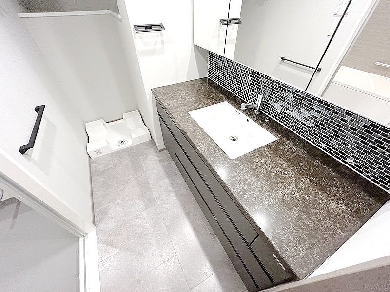 お部屋探しは株式会社 タウンハウジング までお気軽にお問合せ下さい。
クレジットカード決済・首都圏を中心直営143店舗 仲介件数全国2位の豊富な実績!諸費用・審査等・何でもご相談下さい。