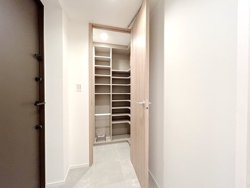 お部屋探しは株式会社 タウンハウジング までお気軽にお問合せ下さい。
クレジットカード決済・首都圏を中心直営143店舗 仲介件数全国2位の豊富な実績!諸費用・審査等・何でもご相談下さい。