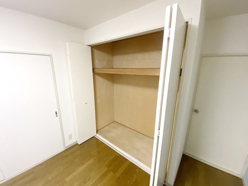 お部屋探しは株式会社 タウンハウジング までお気軽にお問合せ下さい。
クレジットカード決済・首都圏を中心直営143店舗 仲介件数全国2位の豊富な実績!諸費用・審査等・何でもご相談下さい。