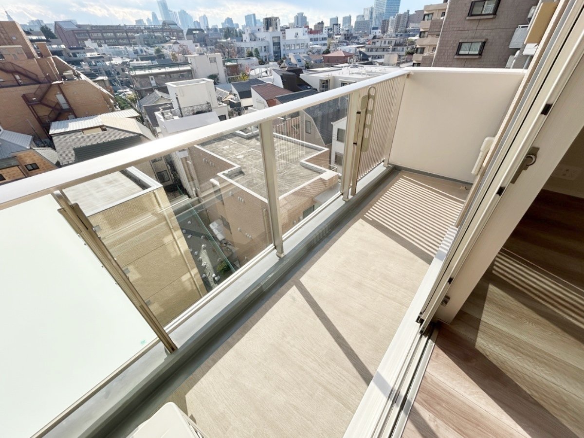 お部屋探しは株式会社 タウンハウジング までお気軽にお問合せ下さい。
クレジットカード決済・首都圏を中心直営143店舗 仲介件数全国2位の豊富な実績!諸費用・審査等・何でもご相談下さい。