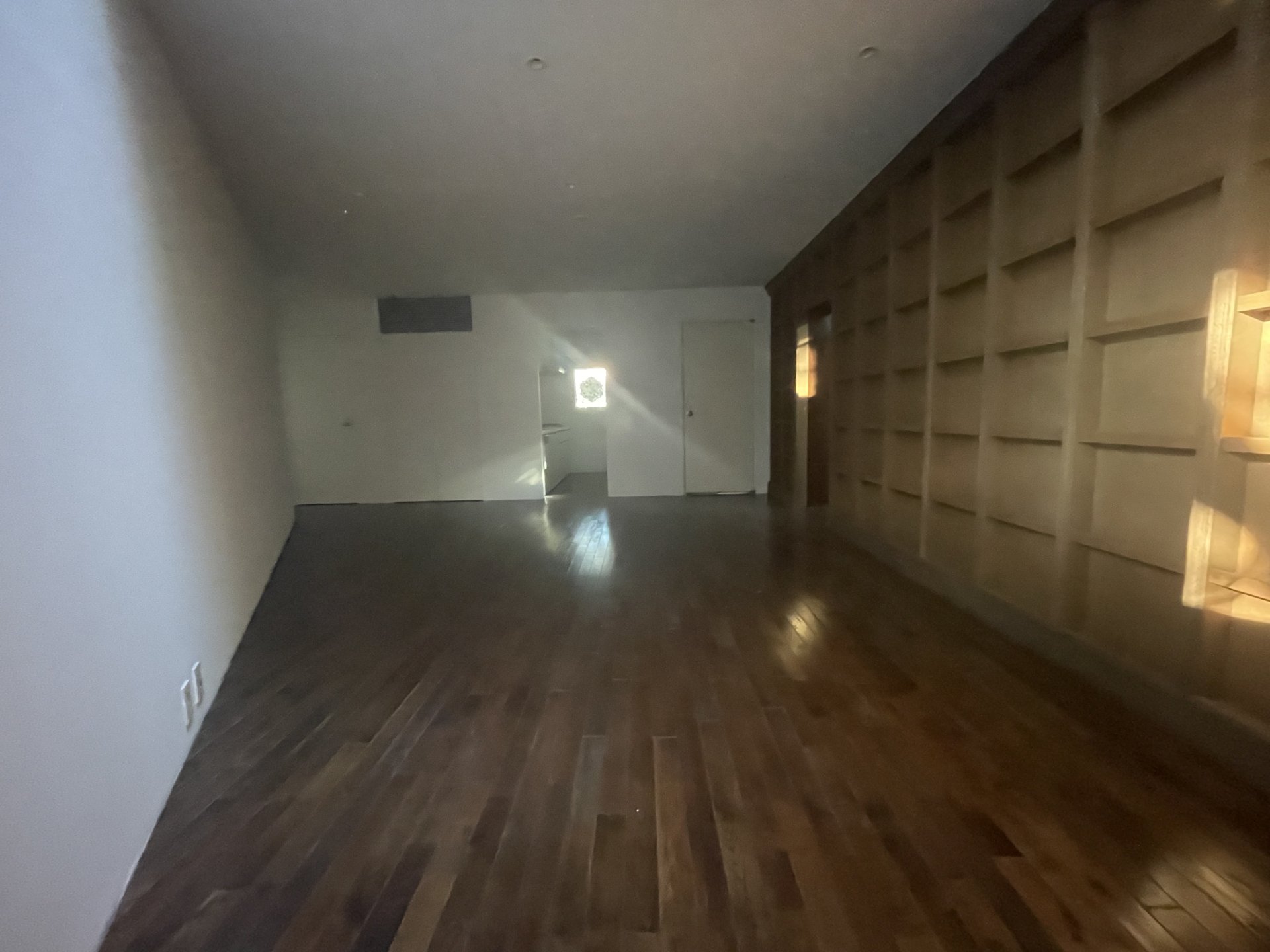 部屋探しは株式会社 タウンハウジング までお気軽にお問合せ下さい。
クレジットカード決済・首都圏を中心直営143店舗 仲介件数全国2位の豊富な実績!諸費用・審査等・何でもご相談下さい。