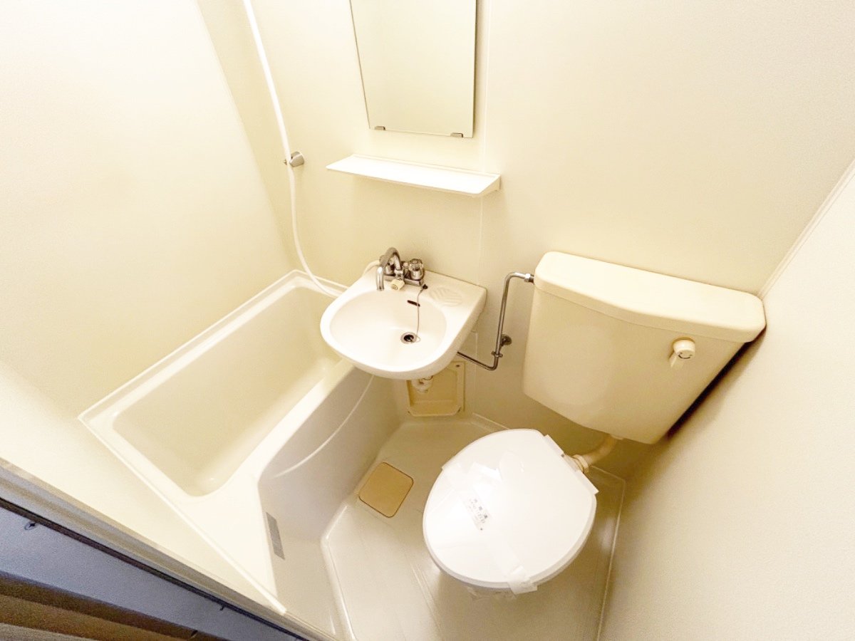 お部屋探しは株式会社 タウンハウジング までお気軽にお問合せ下さい。
クレジットカード決済・首都圏を中心直営143店舗 仲介件数全国2位の豊富な実績!諸費用・審査等・何でもご相談下さい。