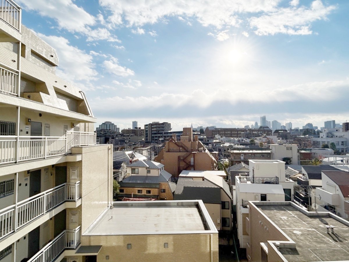 お部屋探しは株式会社 タウンハウジング までお気軽にお問合せ下さい。
クレジットカード決済・首都圏を中心直営143店舗 仲介件数全国2位の豊富な実績!諸費用・審査等・何でもご相談下さい。