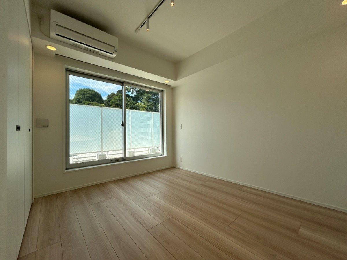 お部屋探しは株式会社 タウンハウジング までお気軽にお問合せ下さい。
クレジットカード決済・首都圏を中心直営143店舗 仲介件数全国2位の豊富な実績!諸費用・審査等・何でもご相談下さい。