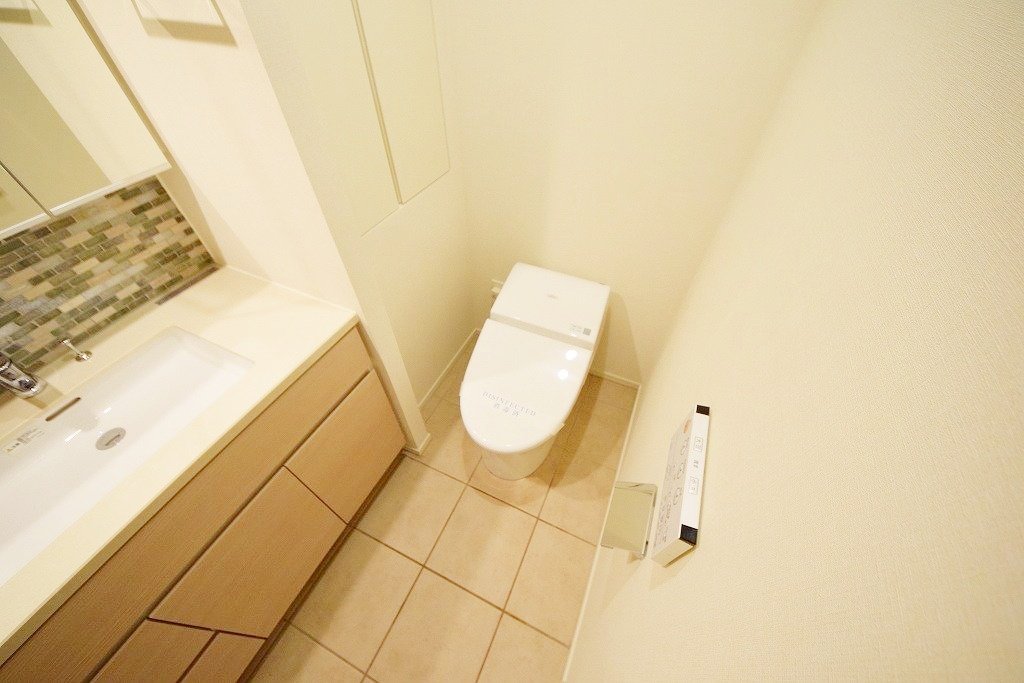 お部屋探しは株式会社 タウンハウジング までお気軽にお問合せ下さい。
クレジットカード決済・首都圏を中心直営143店舗 仲介件数全国2位の豊富な実績!諸費用・審査等・何でもご相談下さい。