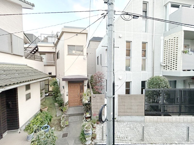 お部屋探しは株式会社 タウンハウジング までお気軽にお問合せ下さい。
クレジットカード決済・首都圏を中心直営143店舗 仲介件数全国2位の豊富な実績!諸費用・審査等・何でもご相談下さい。