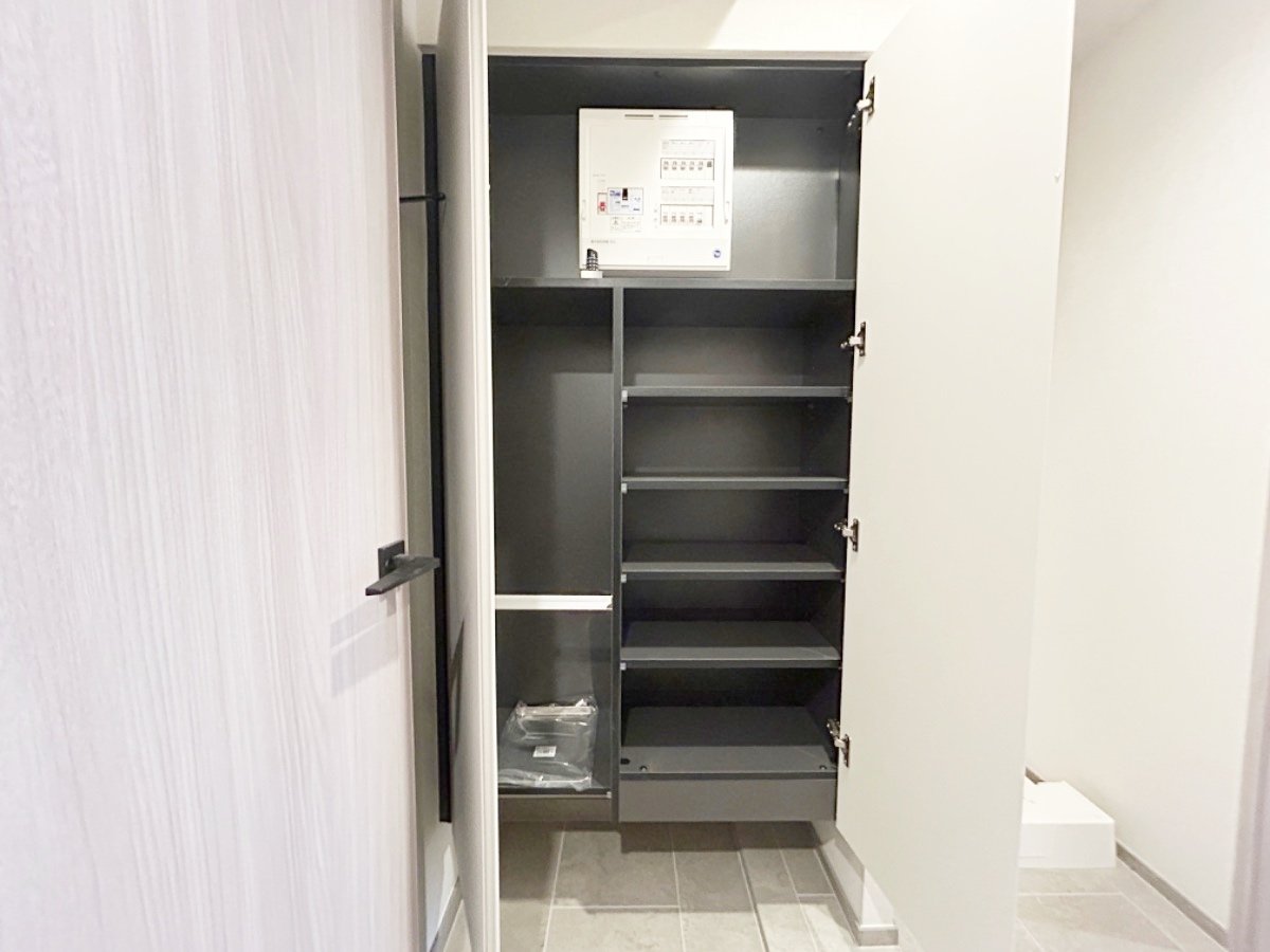 お部屋探しは株式会社 タウンハウジング までお気軽にお問合せ下さい。
クレジットカード決済・首都圏を中心直営143店舗 仲介件数全国2位の豊富な実績!諸費用・審査等・何でもご相談下さい。