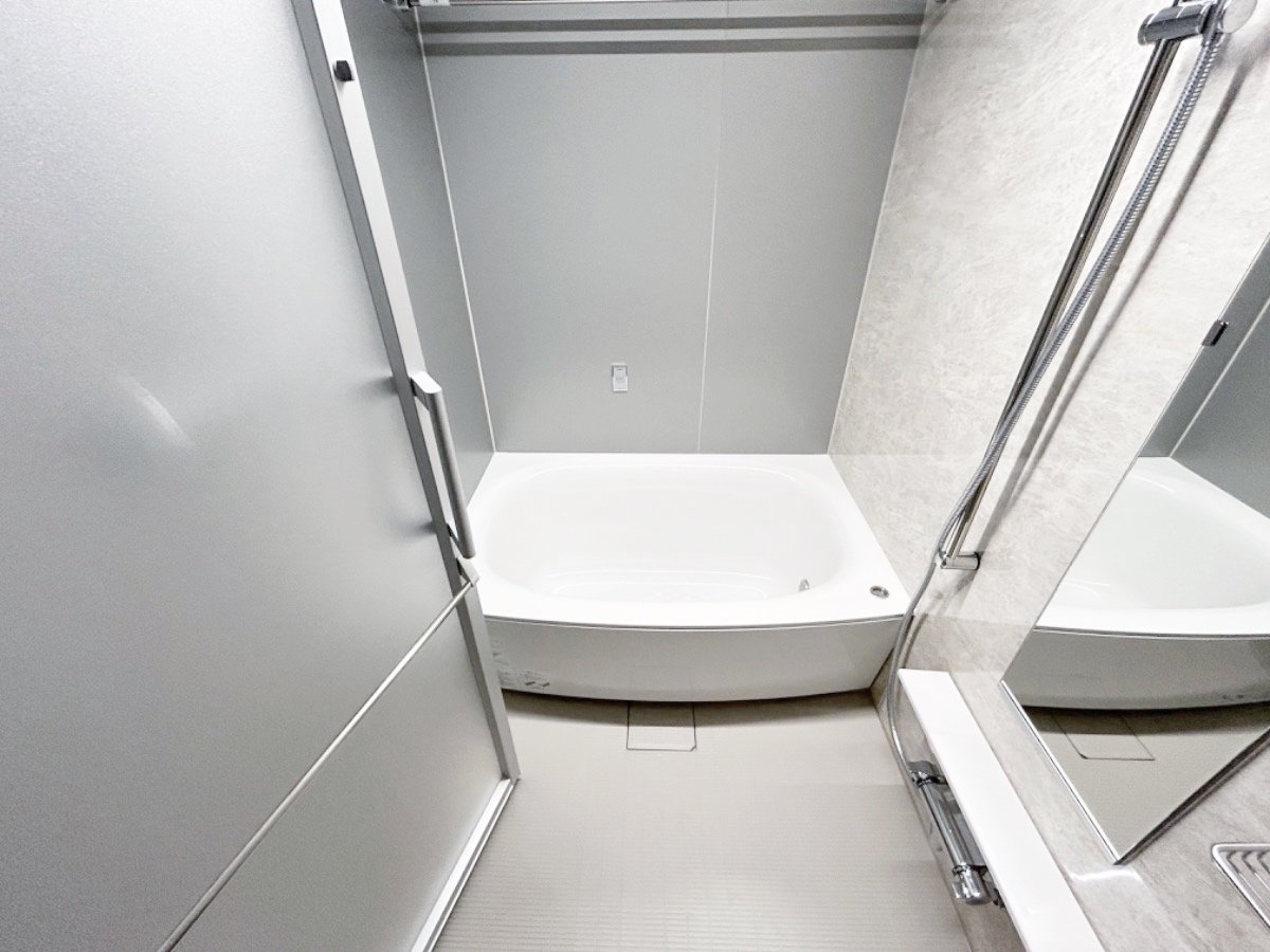 お部屋探しは株式会社 タウンハウジング までお気軽にお問合せ下さい。
クレジットカード決済・首都圏を中心直営143店舗 仲介件数全国2位の豊富な実績!諸費用・審査等・何でもご相談下さい。