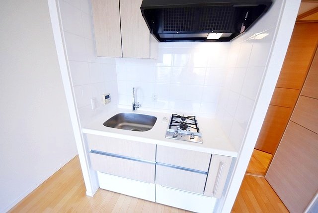 お部屋探しは株式会社 タウンハウジング までお気軽にお問合せ下さい。
クレジットカード決済・首都圏を中心直営143店舗 仲介件数全国2位の豊富な実績!諸費用・審査等・何でもご相談下さい。