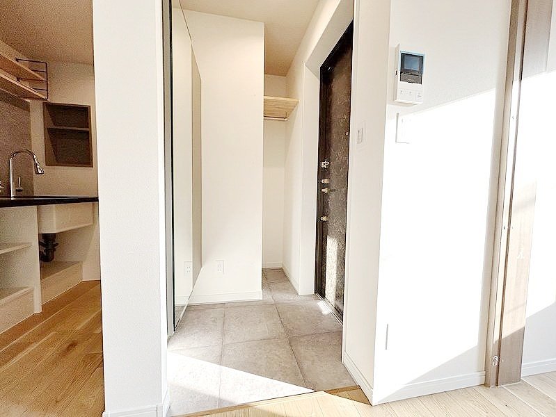 お部屋探しは株式会社 タウンハウジング までお気軽にお問合せ下さい。
クレジットカード決済・首都圏を中心直営143店舗 仲介件数全国2位の豊富な実績!諸費用・審査等・何でもご相談下さい。