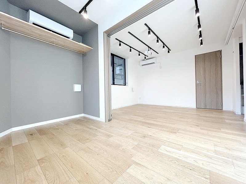 お部屋探しは株式会社 タウンハウジング までお気軽にお問合せ下さい。
クレジットカード決済・首都圏を中心直営143店舗 仲介件数全国2位の豊富な実績!諸費用・審査等・何でもご相談下さい。