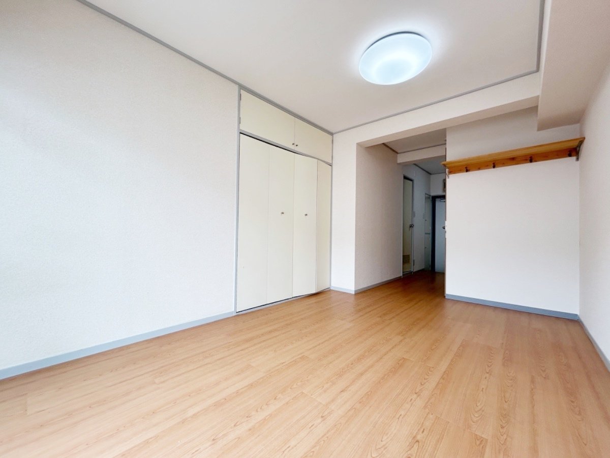 お部屋探しは株式会社 タウンハウジング までお気軽にお問合せ下さい。
クレジットカード決済・首都圏を中心直営143店舗 仲介件数全国2位の豊富な実績!諸費用・審査等・何でもご相談下さい。