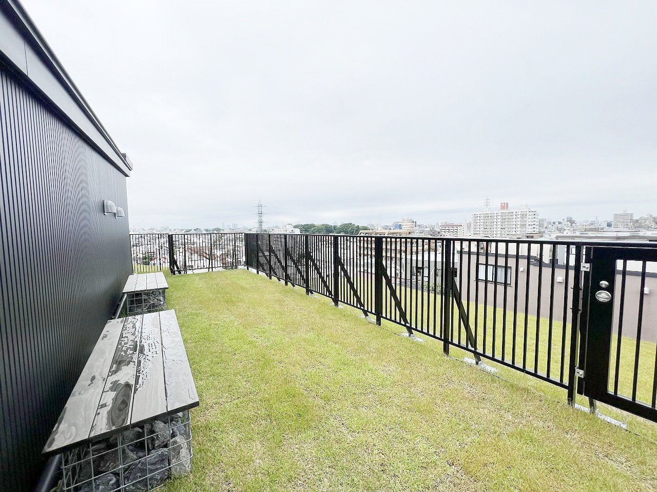 部屋探しは株式会社 タウンハウジング までお気軽にお問合せ下さい。
クレジットカード決済・首都圏を中心直営143店舗 仲介件数全国2位の豊富な実績!諸費用・審査等・何でもご相談下さい。