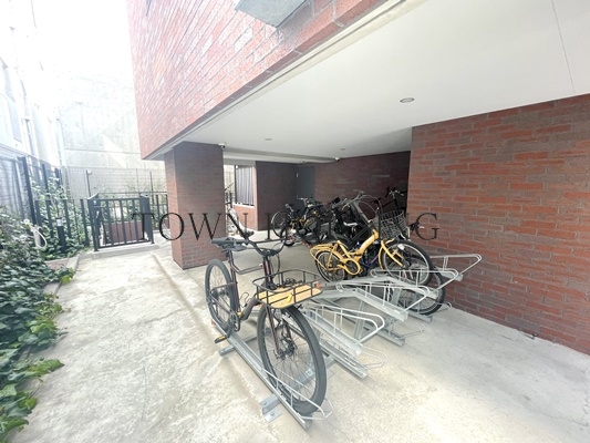 お部屋探しは株式会社 タウンハウジング までお気軽にお問合せ下さい。
クレジットカード決済・首都圏を中心直営143店舗 仲介件数全国2位の豊富な実績!諸費用・審査等・何でもご相談下さい。