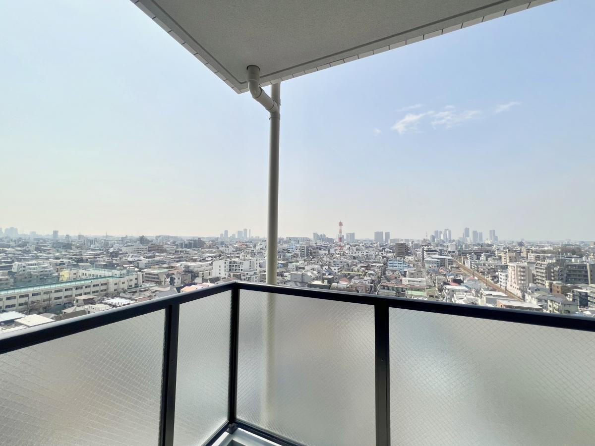 お部屋探しは株式会社 タウンハウジング までお気軽にお問合せ下さい。
クレジットカード決済・首都圏を中心直営143店舗 仲介件数全国2位の豊富な実績!諸費用・審査等・何でもご相談下さい。