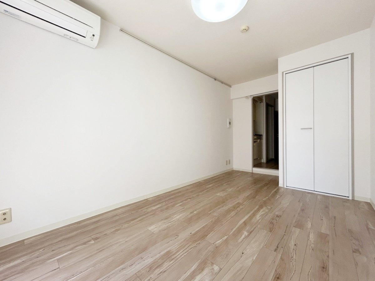 お部屋探しは株式会社 タウンハウジング までお気軽にお問合せ下さい。
クレジットカード決済・首都圏を中心直営143店舗 仲介件数全国2位の豊富な実績!諸費用・審査等・何でもご相談下さい。